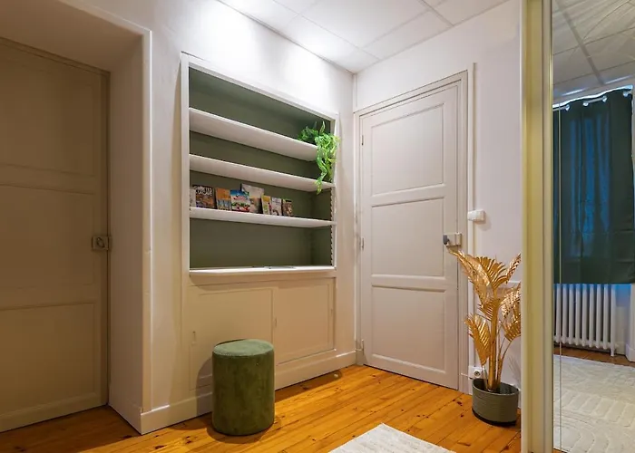 L'olivier I T2 Cosy Idealement Situe A *