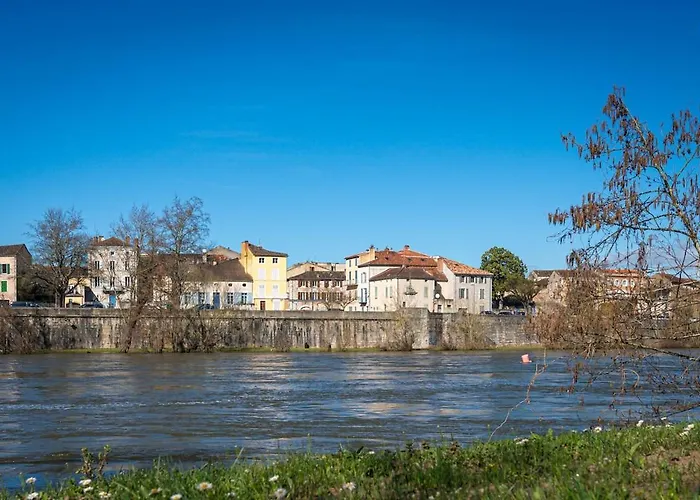 L'olivier I T2 Cosy Idealement Situe A